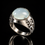 AURAQ White Aqeeq Naqsh Ring – Ornate Silver Statement Design